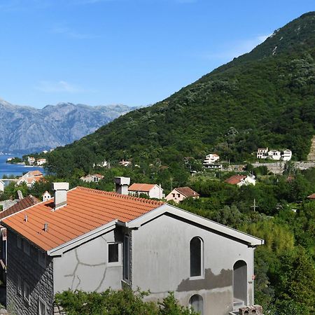 Appartement Stone House Morinj à Kotor Extérieur photo