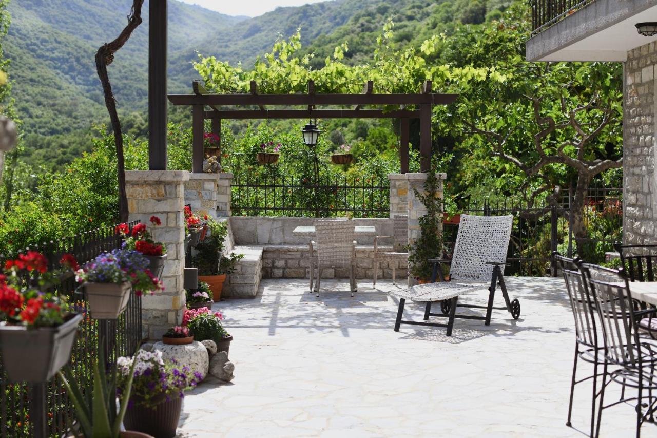 Appartement Stone House Morinj à Kotor Extérieur photo
