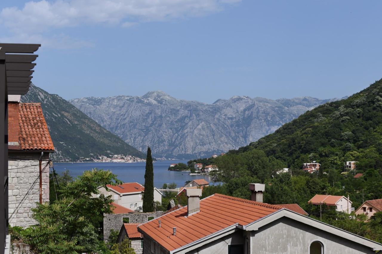 Appartement Stone House Morinj à Kotor Extérieur photo