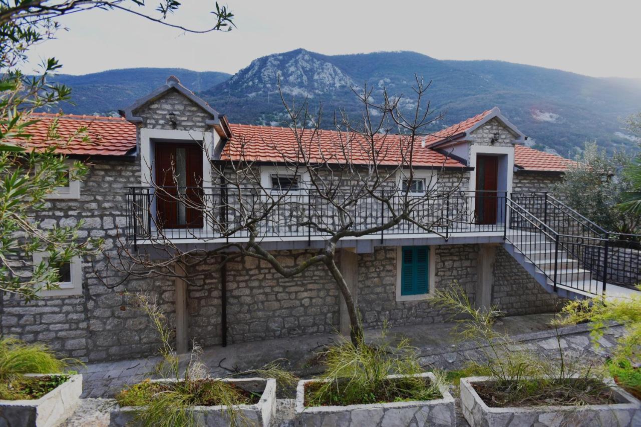 Appartement Stone House Morinj à Kotor Extérieur photo