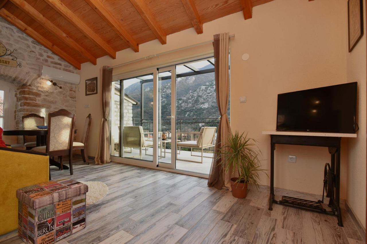 Appartement Stone House Morinj à Kotor Extérieur photo